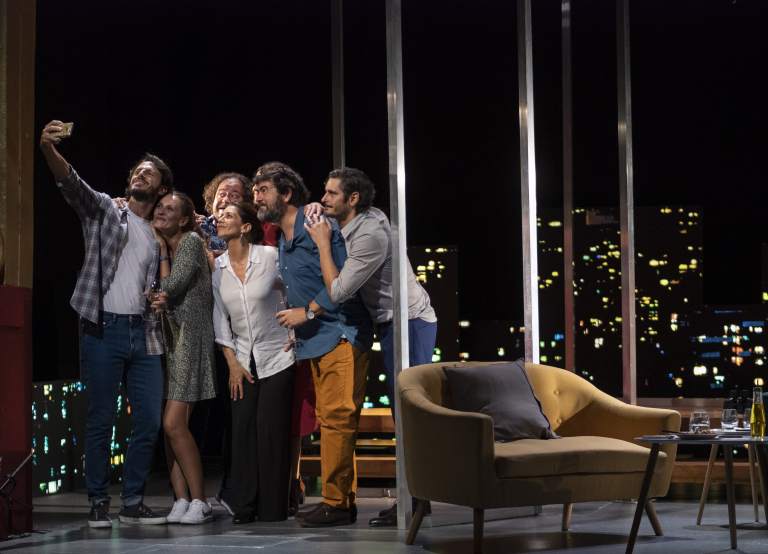 PERFECTOS DESCONOCIDOS_2.jpg